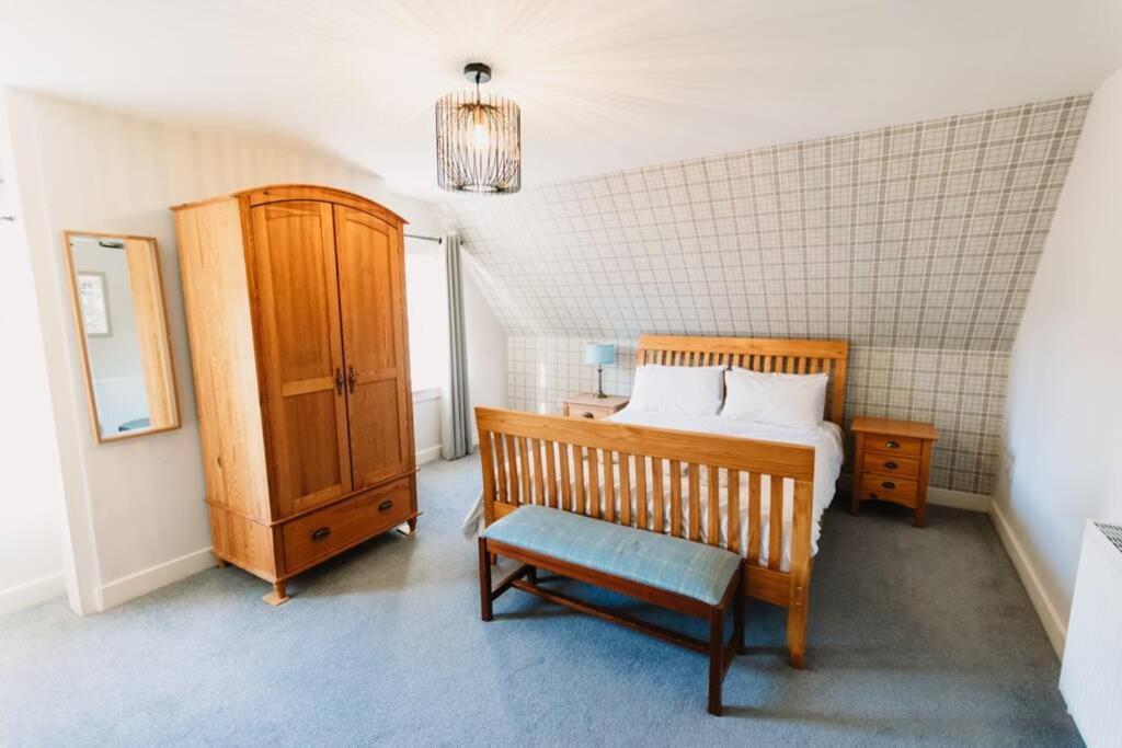 פרת' Factors House - A Comfy Cottage In Countryside Park With Wifi And Access To Bar And Pool מראה חיצוני תמונה